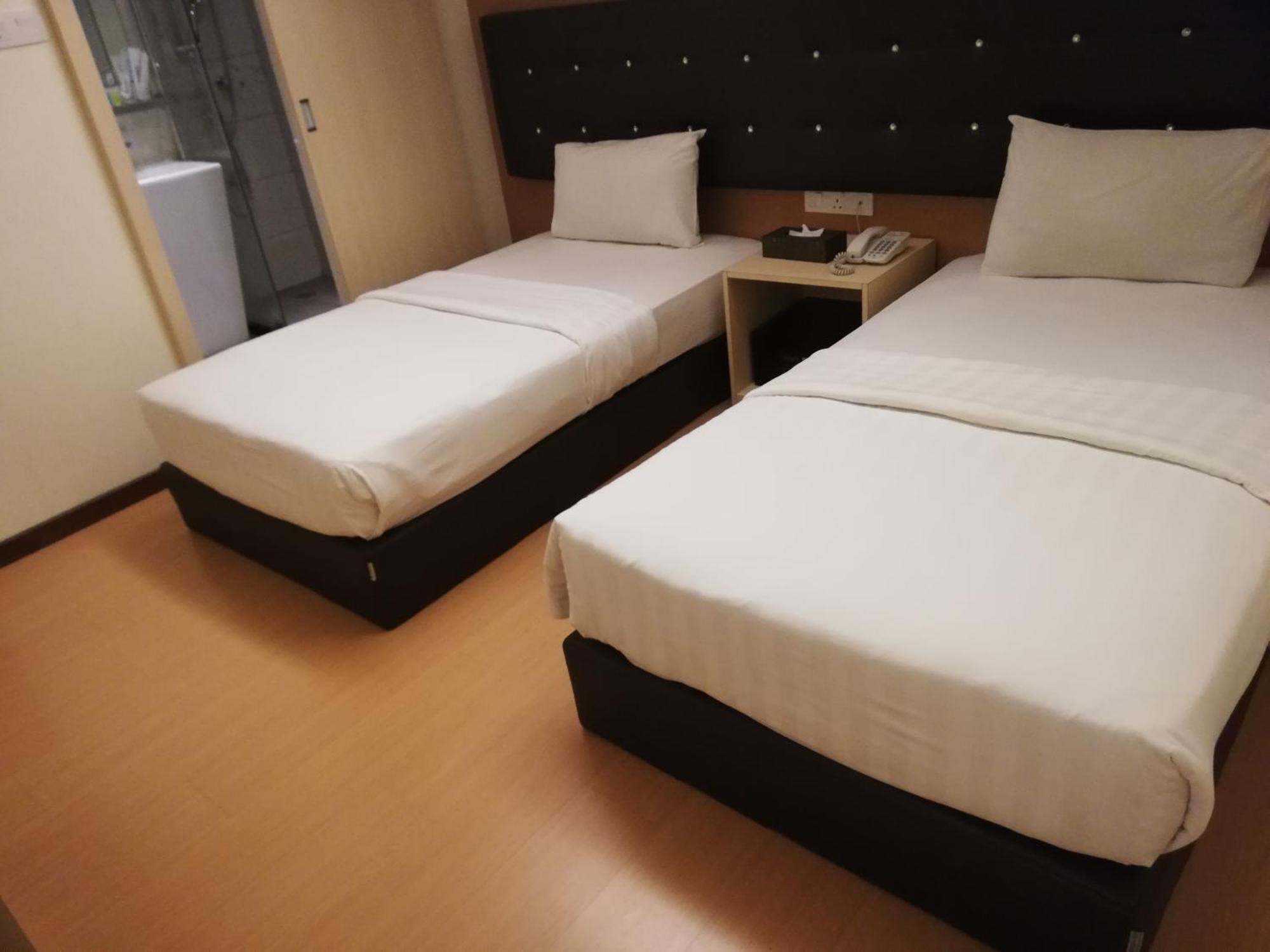 易居酒店 亞庇 外观 照片